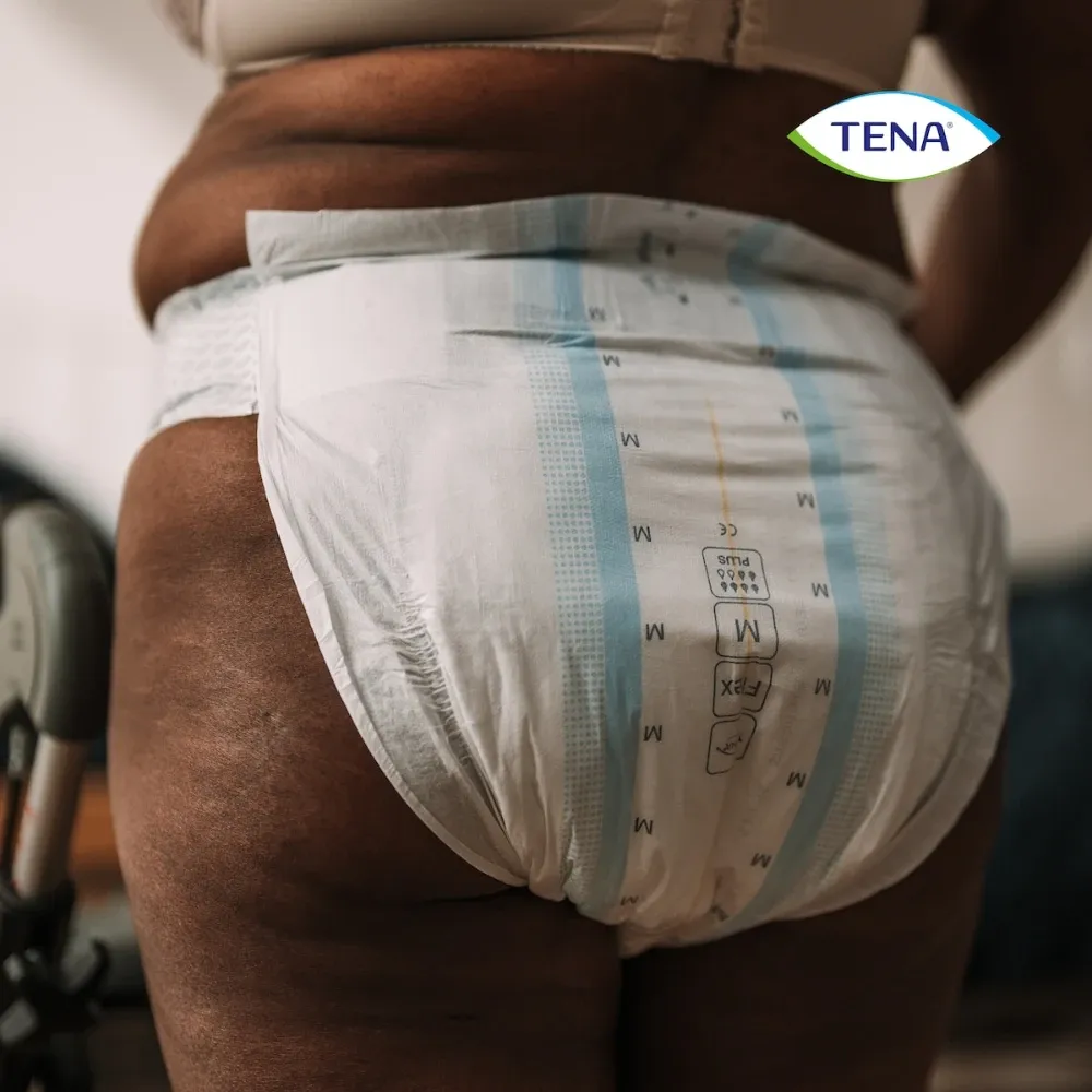 TENA ProSkin Flex Maxi_6.webp