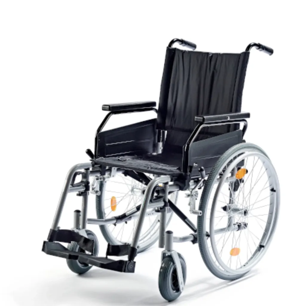 [079.045] Chaise roulante STANDARD avec repose-pieds